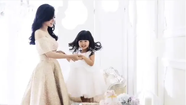 Anak Joe Taslim &amp; Julie Taslim 