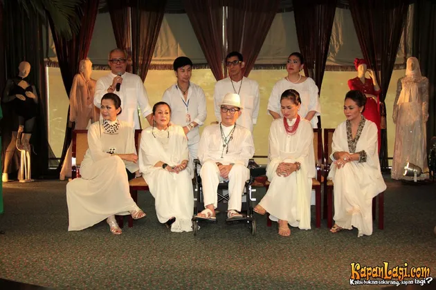 Itang Yunasz - Robby Tumewu