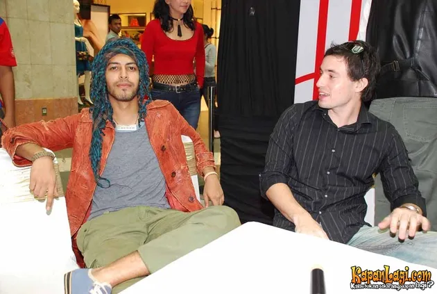 Alex Abbad, Steven 