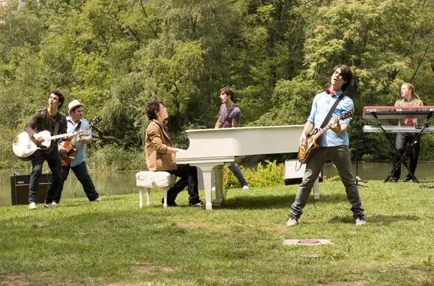 jonas brothers