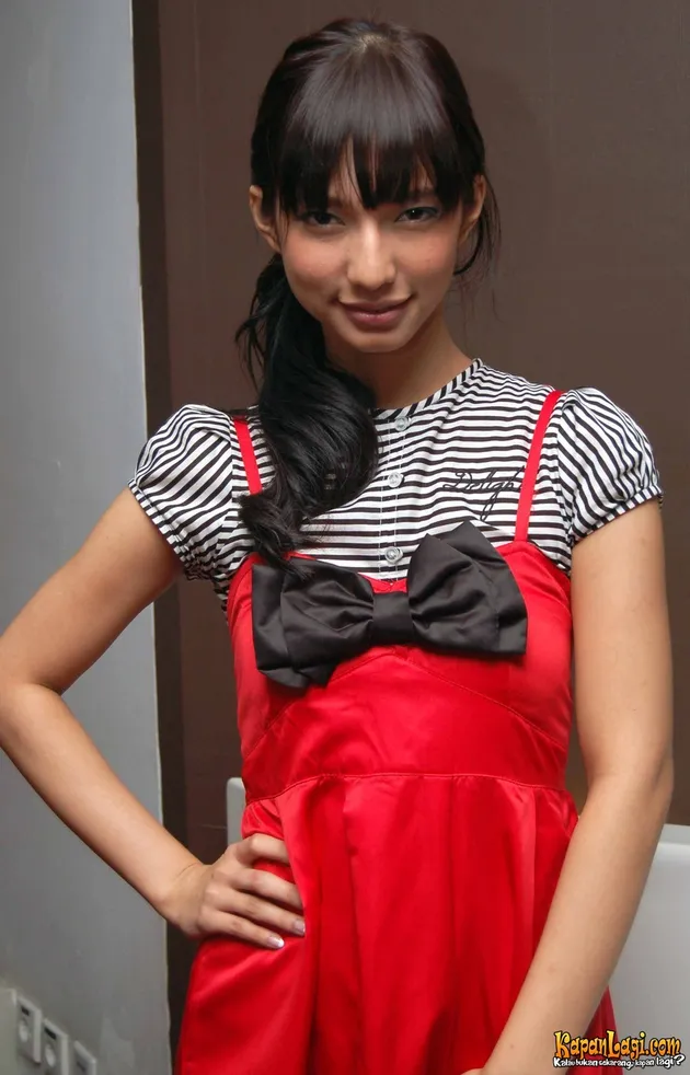 nadia saphira