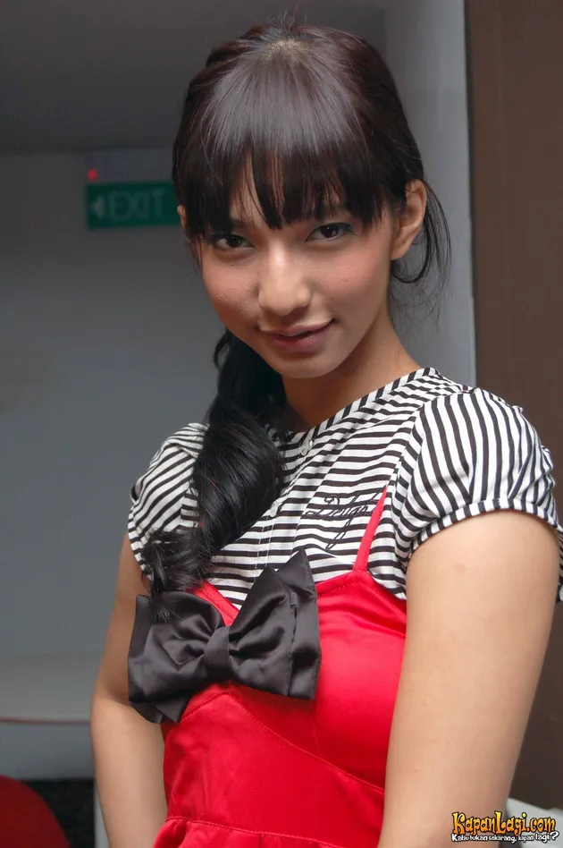 nadia saphira