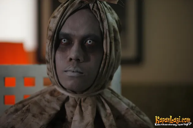 Pocong Ngesot