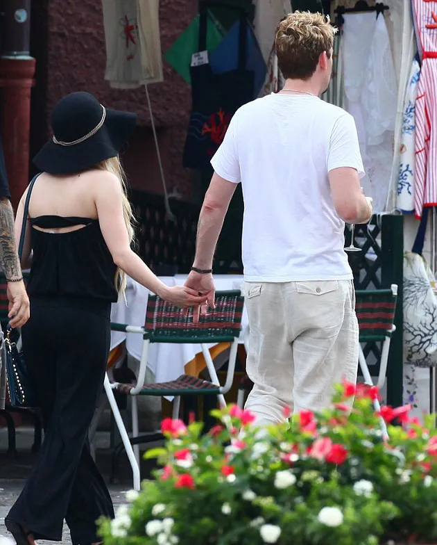 Pernikahan Avril Lavigne, Avril Lavigne, Chad Kroeger