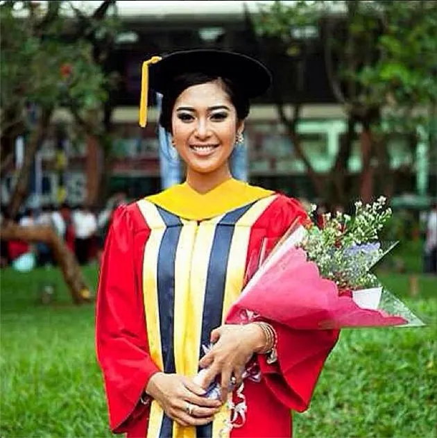 Maria Rahajeng