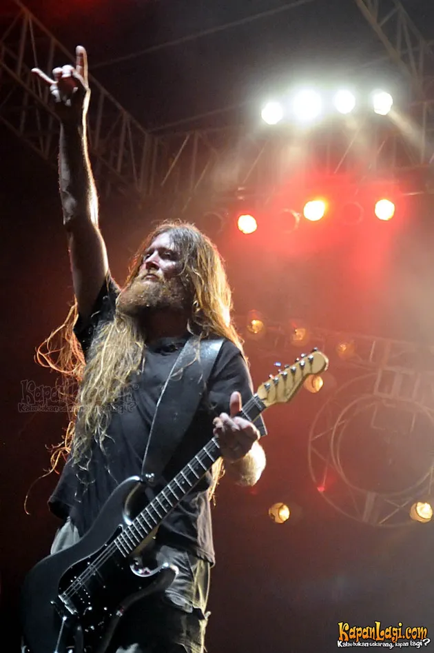 Obituary menjadi magnet utama dalam Hammersonic hari pertama, 27 April 2013.