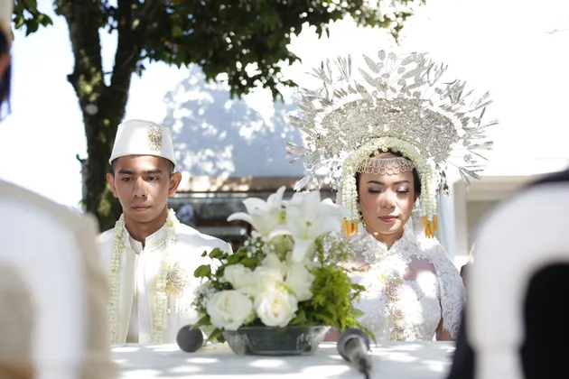 Pernikahan Fitri Tropica dan Irvan Hanafi