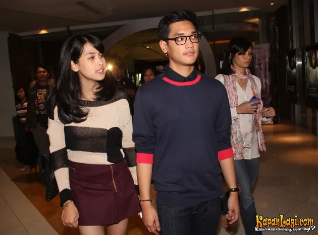 Afgan, Maudy Ayunda, Refrain