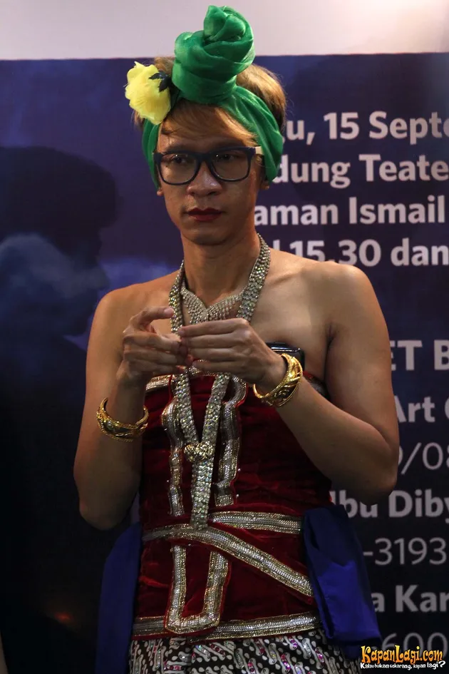 FOTO-FOTO KETIKA PARA SELEBRITIS INDONESIA JADI WAYANG FOTO-FOTO KETIKA PARA SELEBRITIS INDONESIA JADI WAYANG