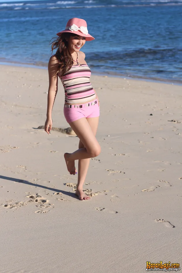 Bella Shofie, Tata Liem, Liburan Bali