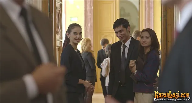 99 Cahaya Di Langit Eropa