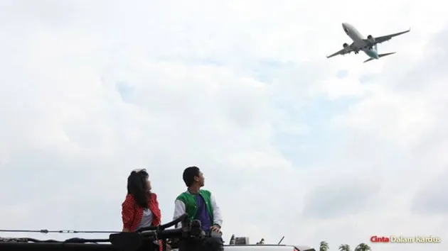 Cinta Dalam Kardus