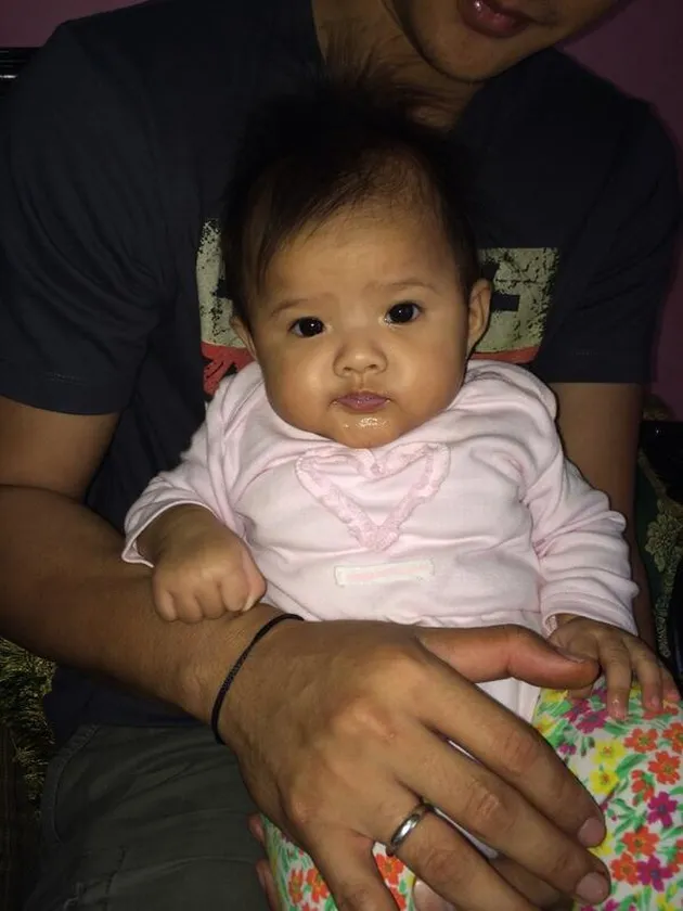 Foto Atreya Putri Audy Item dan Iko Uwais - Imut Menggemaskan - KapanLagi.com