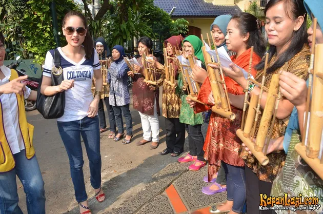 Cinta Laura