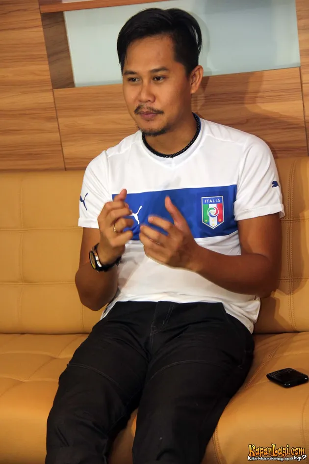 Ernest Cokelat dan bayinya