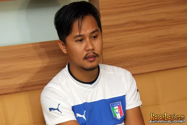 Ernest Cokelat dan bayinya