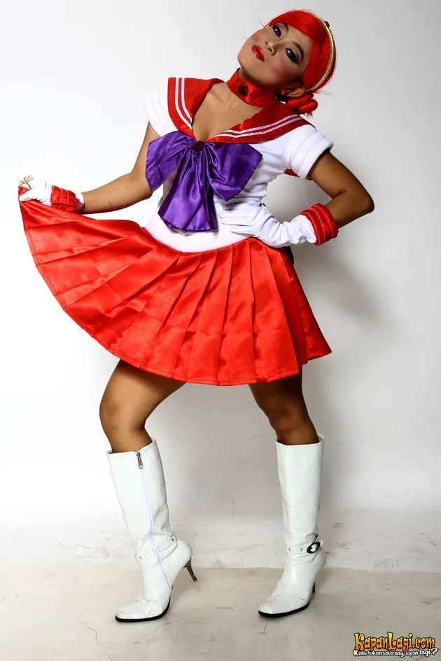 Ayu 5rigala berperan menjadi Sailor Mars.