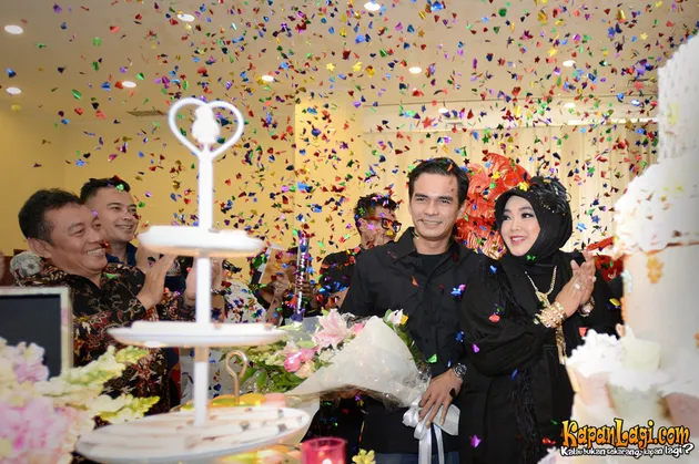 Rina Gunawan