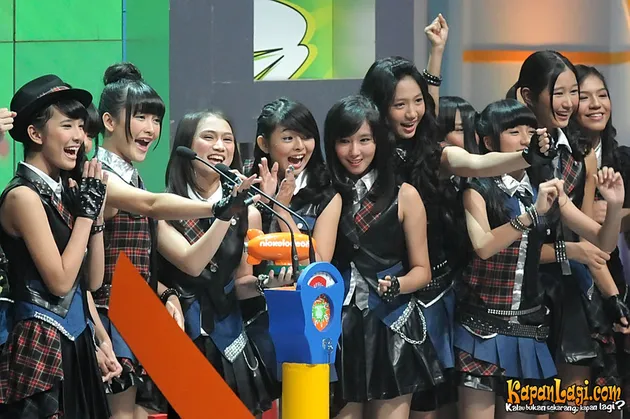 FOTO PARA PEMENANG KIDS CHOICE AWARDS 2013 - KapanLagi.com