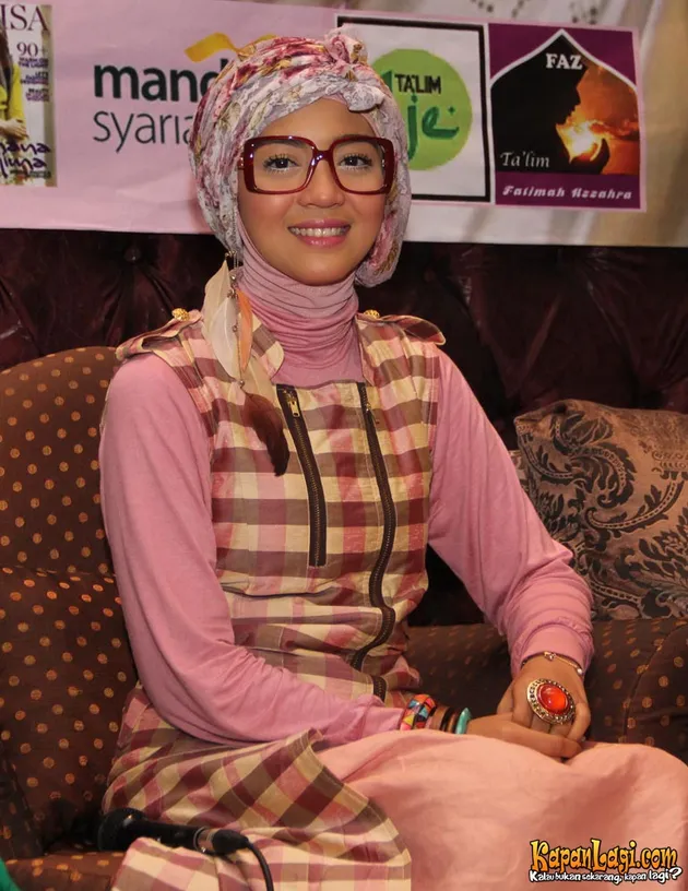 FOTO PARA SELEBRITI UNGKAP CERITA SEBELUM BERJILBAB 