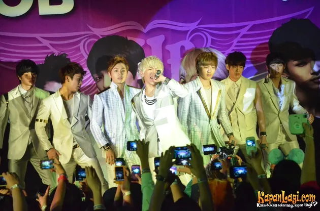BTOB (Born To Beat)
