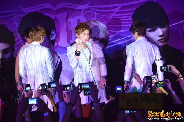 BTOB (Born To Beat)