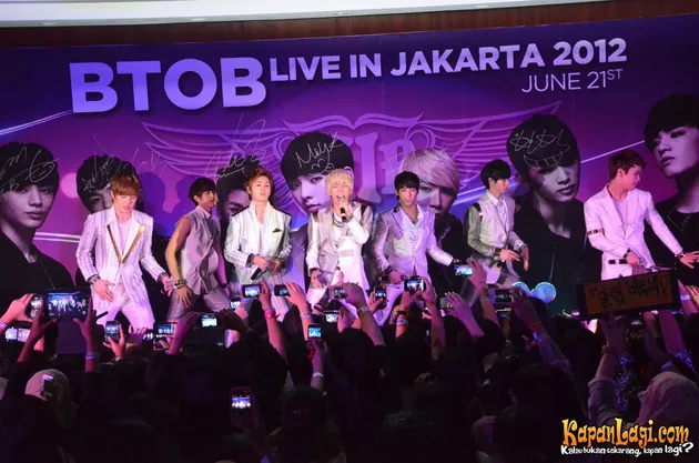 BTOB (Born To Beat)