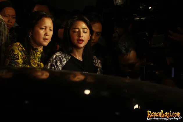 Dewi Perssik