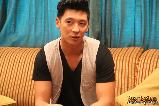 Tim Hwang