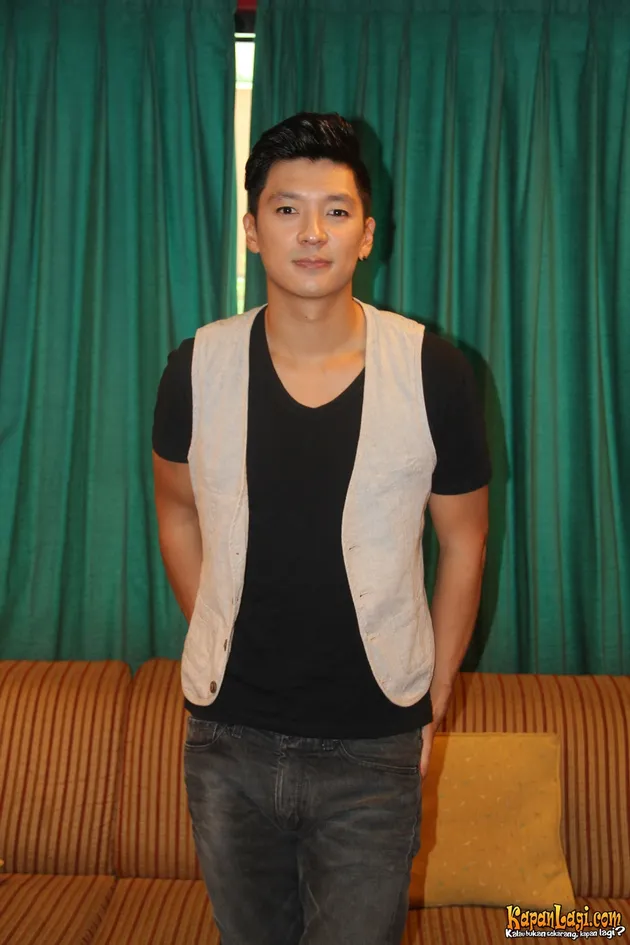 Tim Hwang