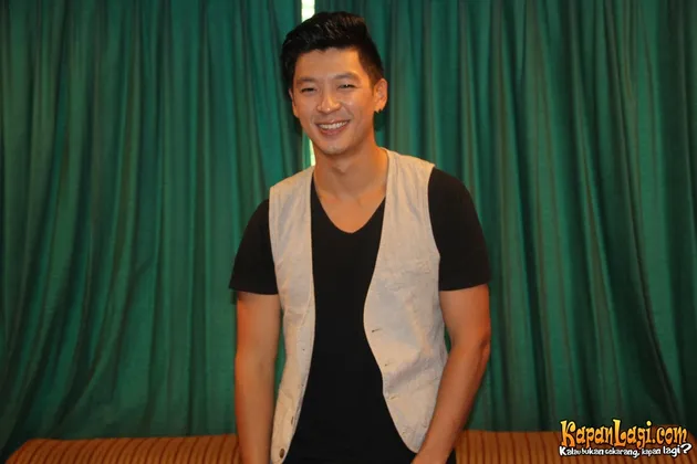 Tim Hwang