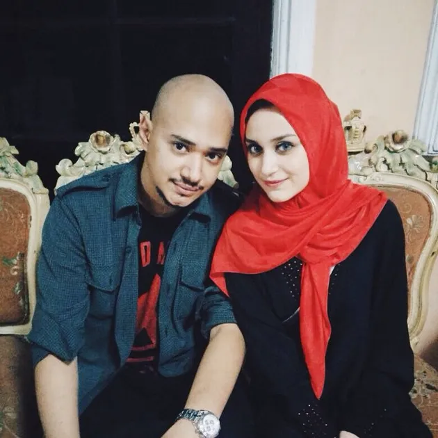 Husein Alatas dan Zahira