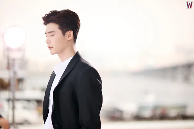 Lee Jong Suk dan Han Hyo Joo