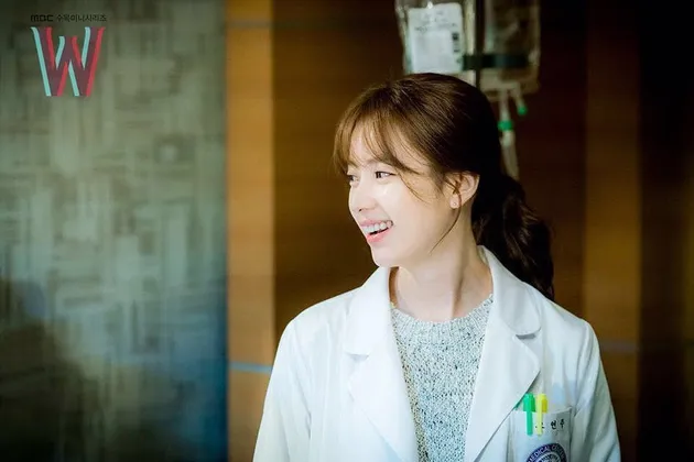Lee Jong Suk dan Han Hyo Joo