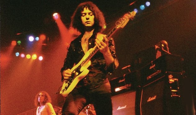 Ritchie Blackmore terkenal sebagai gitaris dari band Deep Purple. Ia juga terkenal sebagai personel dari Rainbow. Simak juga Blackmore's Night, grup duo yang dibuatnya bersama Candice Night.