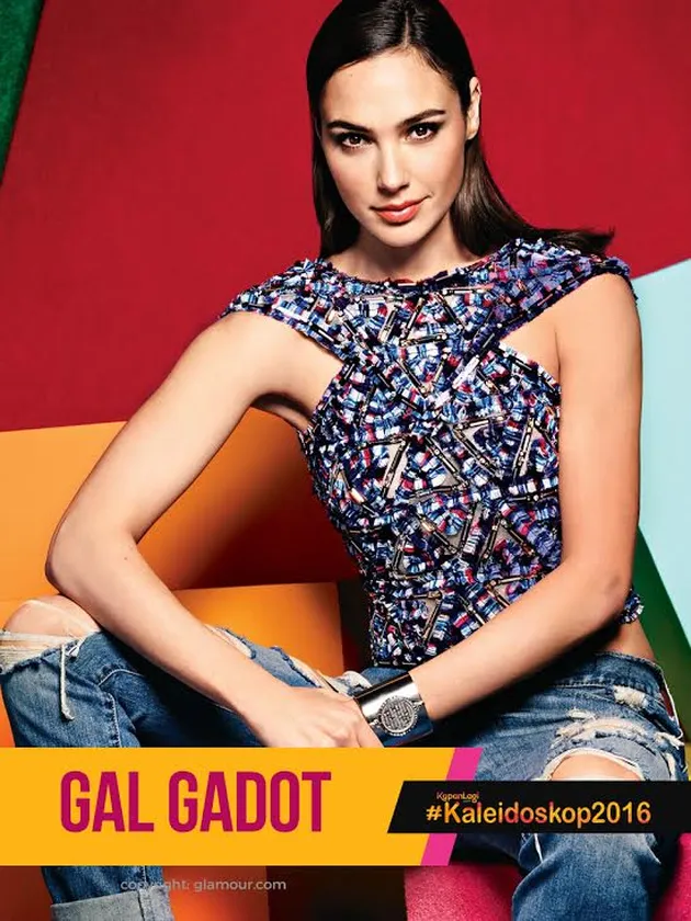 Dunia superhero kini mempunyai aktris yang sangat cantik bergabung di dalamnya. Ya, Gal Gadot resmi memerankan sosok Diana Prince, atau lebih dikenal sebagai Wonder Woman.