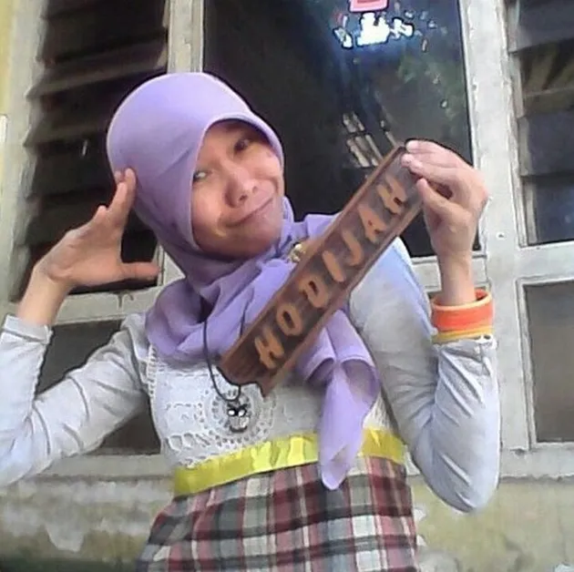 Dijah Yellow Berhijab