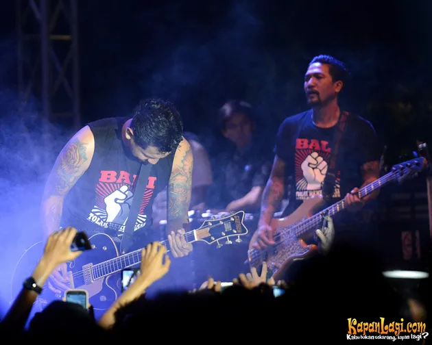 Superman Is Dead di Konser Svara Bumi