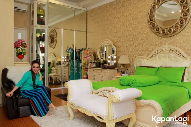 GALERI KAMAR TIDUR MEWAH REGINA, TERPAMPANG FOTO BERSAMA GALERI KAMAR TIDUR MEWAH REGINA, TERPAMPANG FOTO BERSAMA