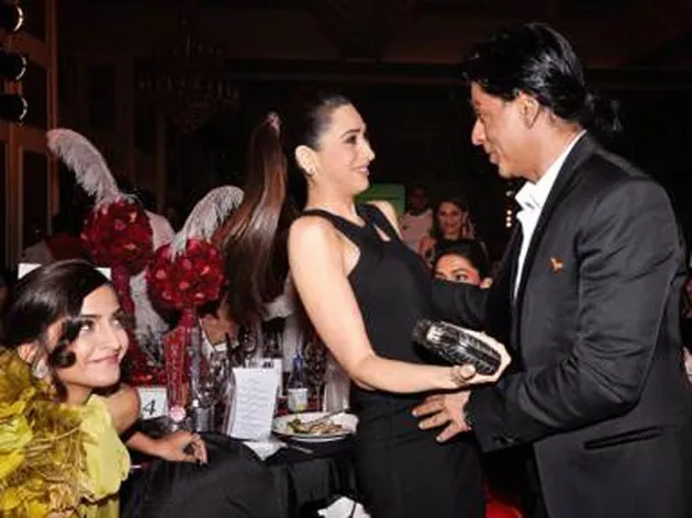 Shahrukh Khan dan Karisma Kapoor