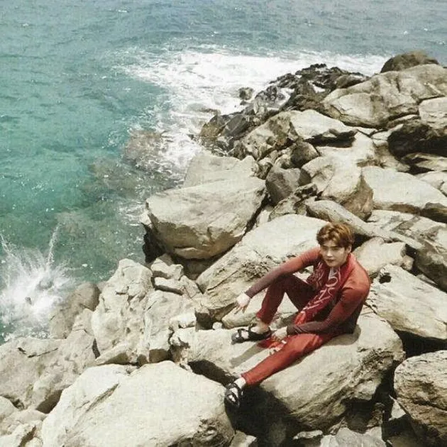 Lee Jong Suk
