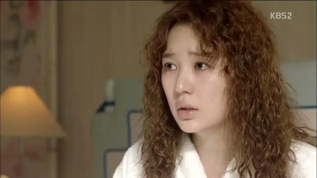 Yoon Eun Hye