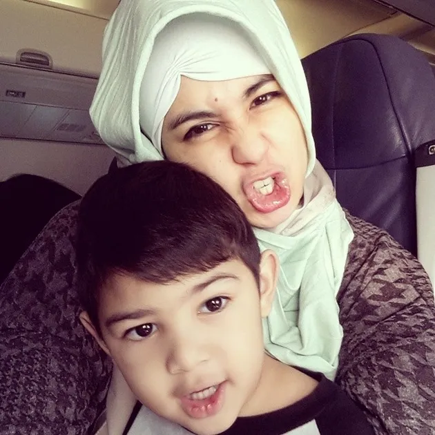 Anak Risty Tagor