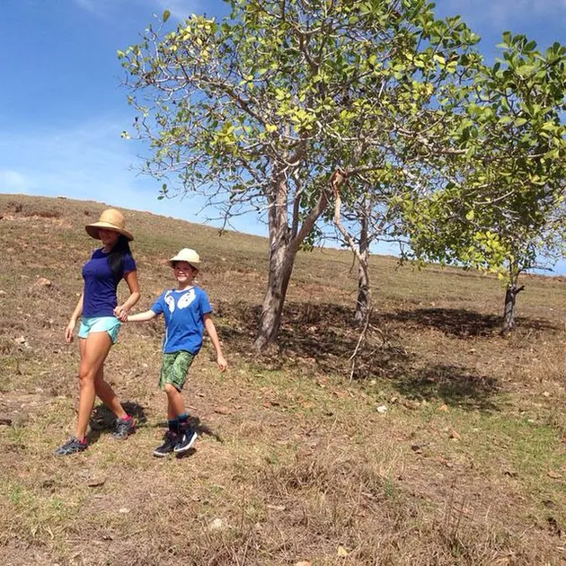 Farah Quinn &amp; Armand