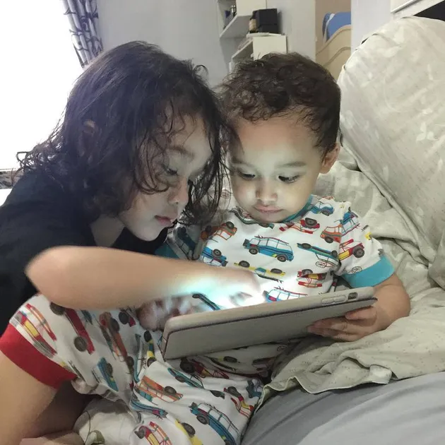 Pasha Ungu, Adelia Wilhelmina, Okie Agustina, Keisha Alvaro, Shakinah Azalea Napasha, Nasha Anaya Pu