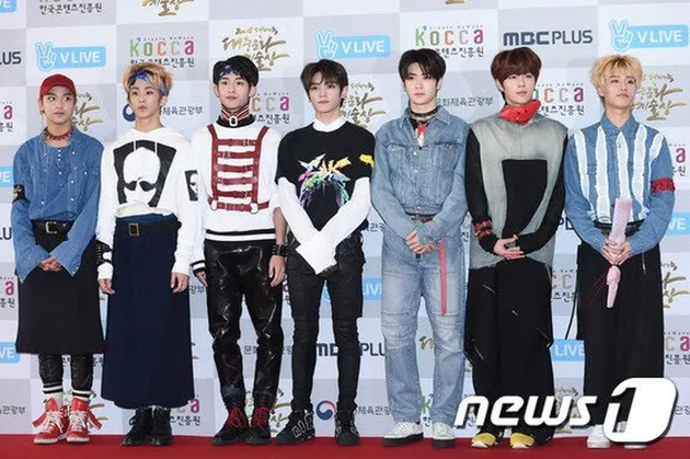 Red Carpet Korean Popular Culture and Arts Awards