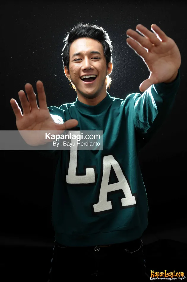 Beberapa waktu lalu, Dicky SMASH bertandang ke kantor KapanLagi.com® dan banyak menceritakan kegiatannya baru-baru ini.