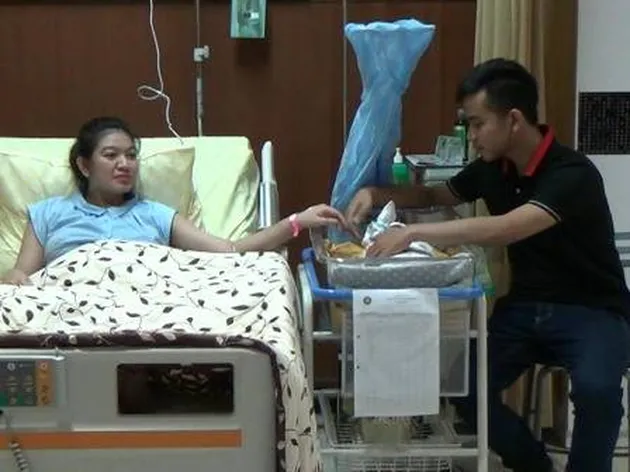 Foto Jan Ethes Srinarendra - cucu pertama Jokowi