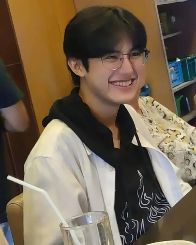 Potret Terbaru Ken Daisuke Anak Della Puspita