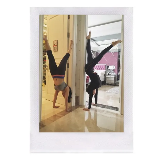 nikita willy, yoga